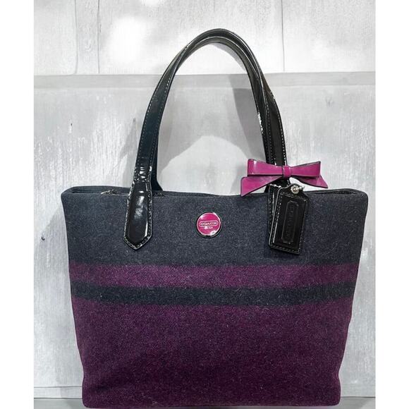 Coach F24786 Signature Stripe Wool Tote Bag - Picture 10 of 10
